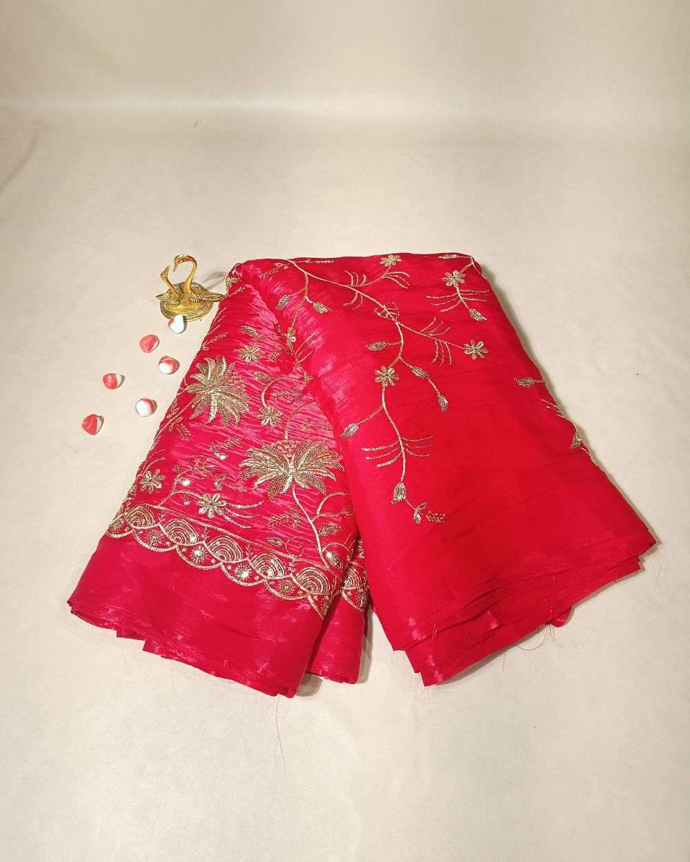 Jimmy Choo Work Red Colour 42 Inches Width