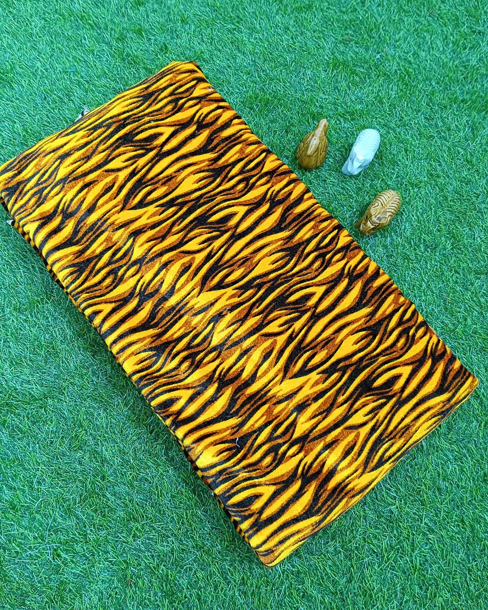 Velvet Print Yellow Colour 60 Inches Width