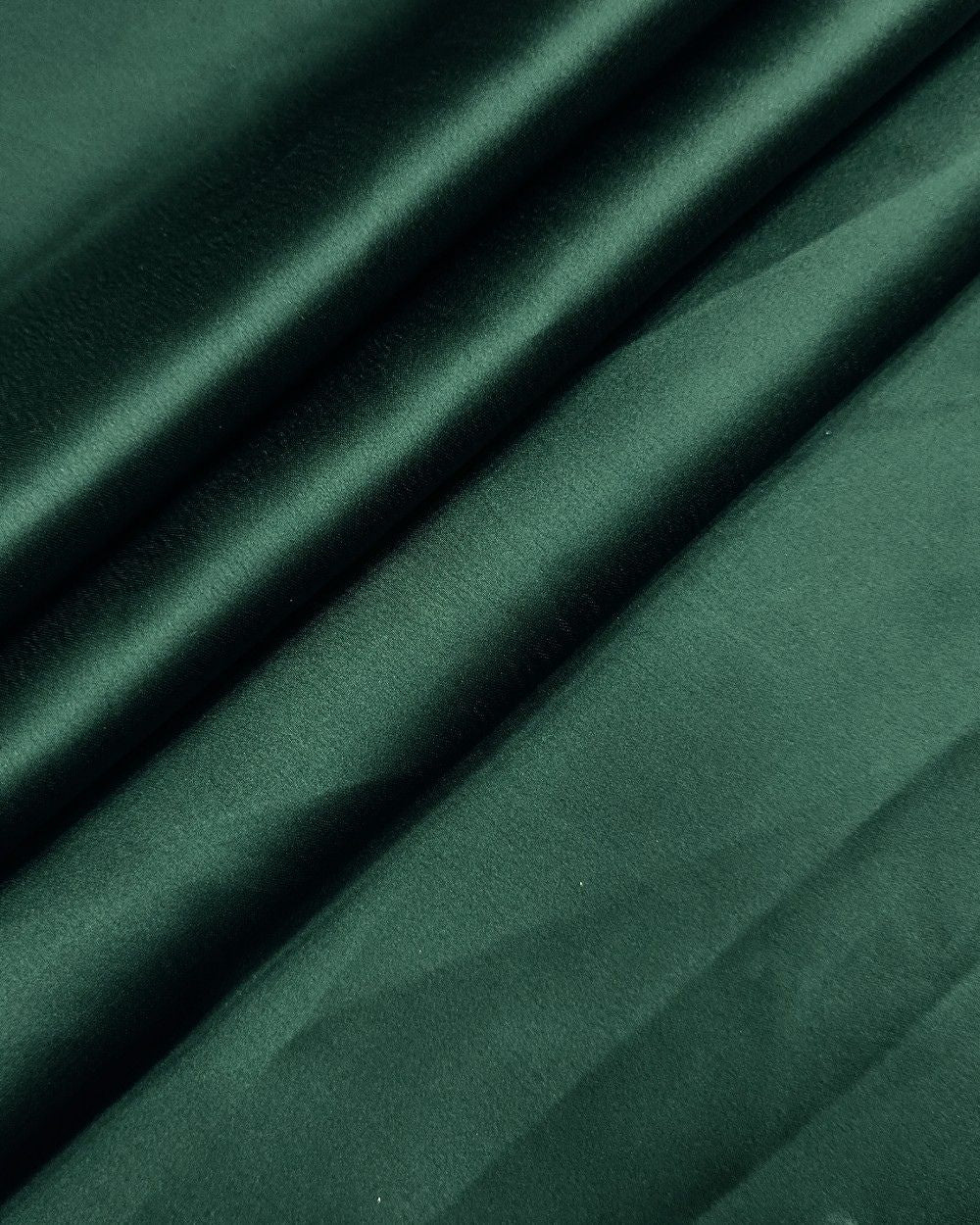 Plain Japan Satin Bottle Green Colour 42 Inches Width