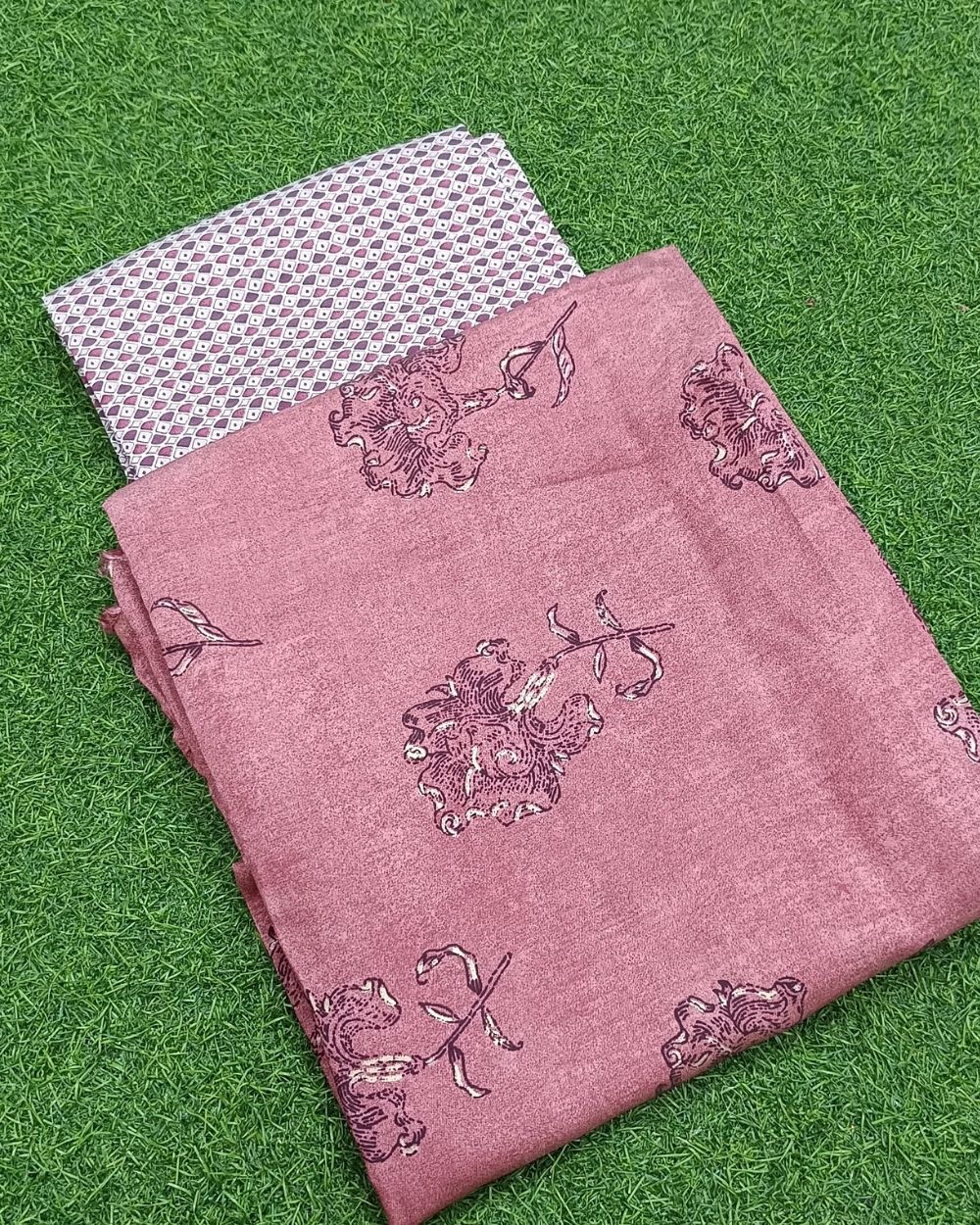 Printed Muslin Unstitched Top (2.50 mtr) & Bottom (2.50 mtr) Set Dusty Pink Colour 42 Inches Width