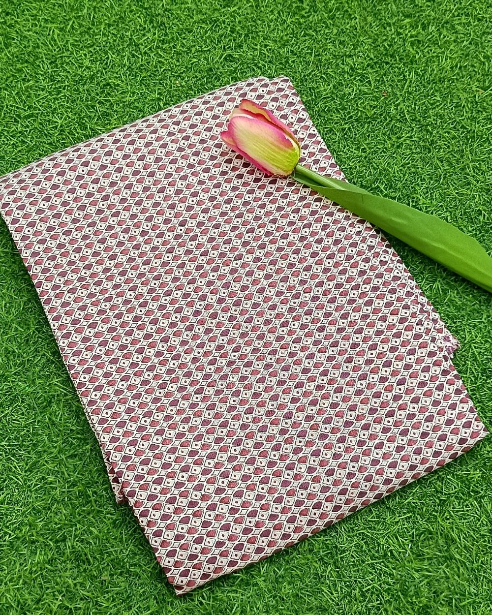 Printed Muslin Unstitched Top (2.50 mtr) & Bottom (2.50 mtr) Set Dusty Pink Colour 42 Inches Width