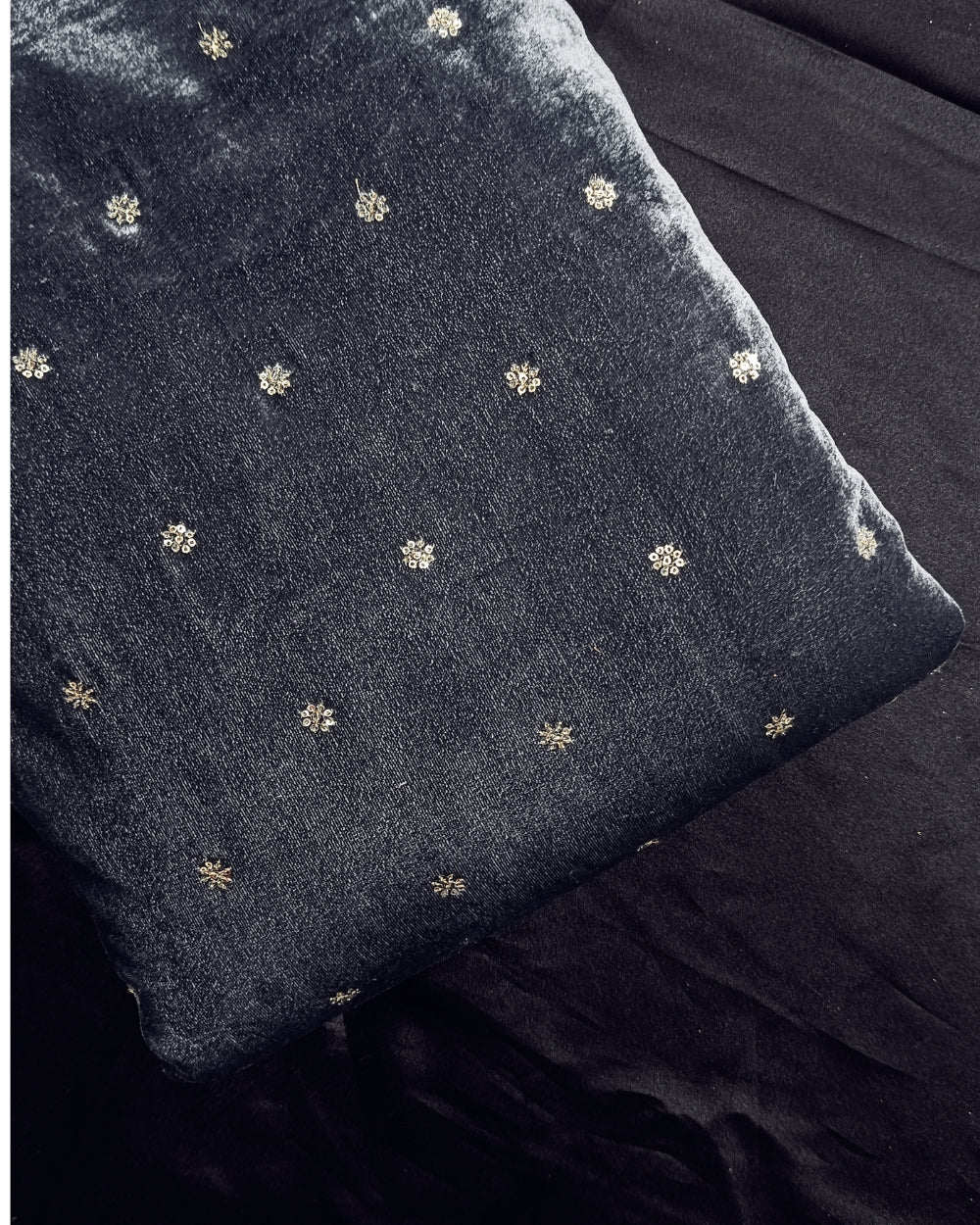 Velvet Work Grey Colour 45 Inches Width