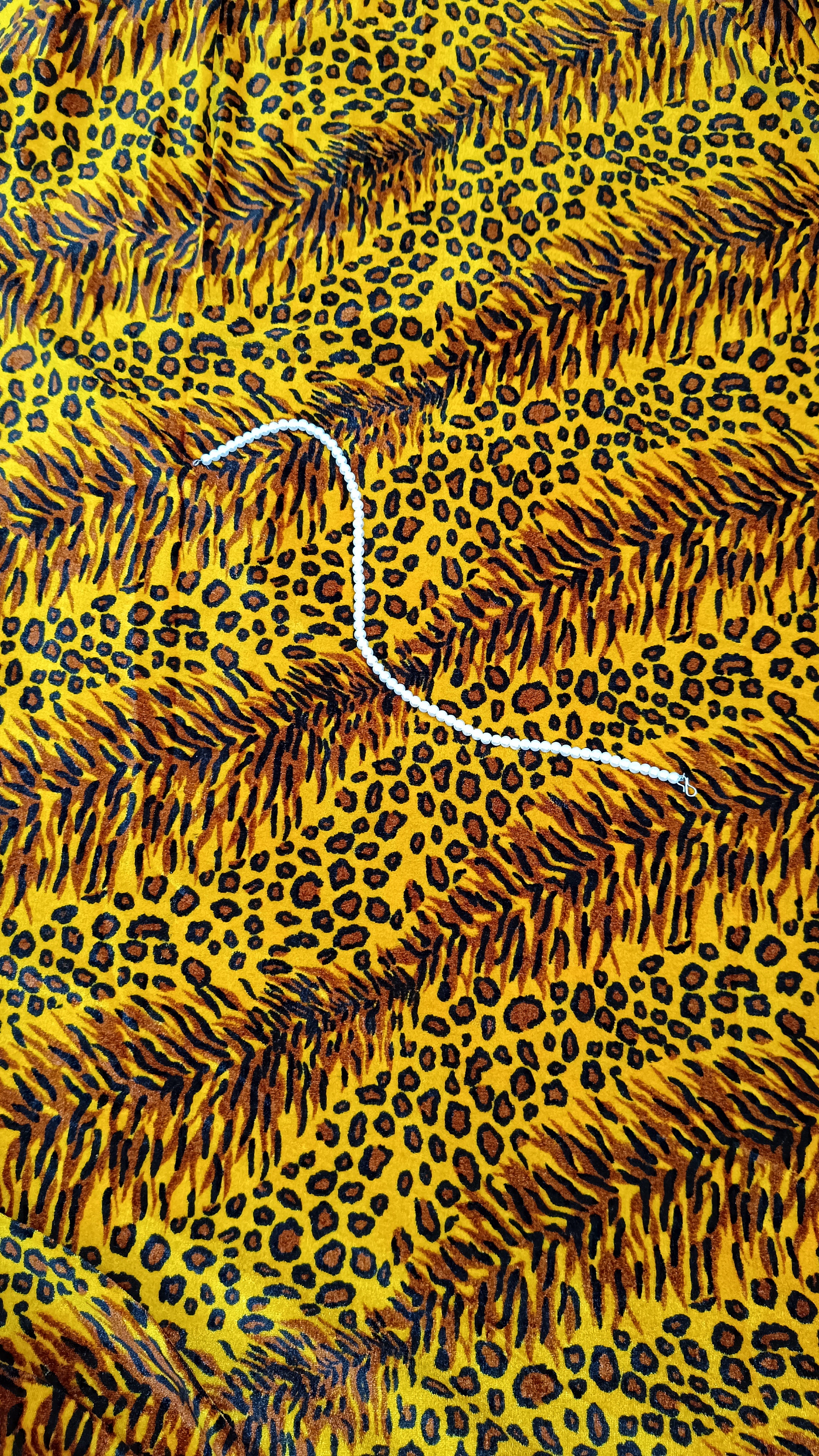 Velvet Print Yellow Colour 60 Inches Width