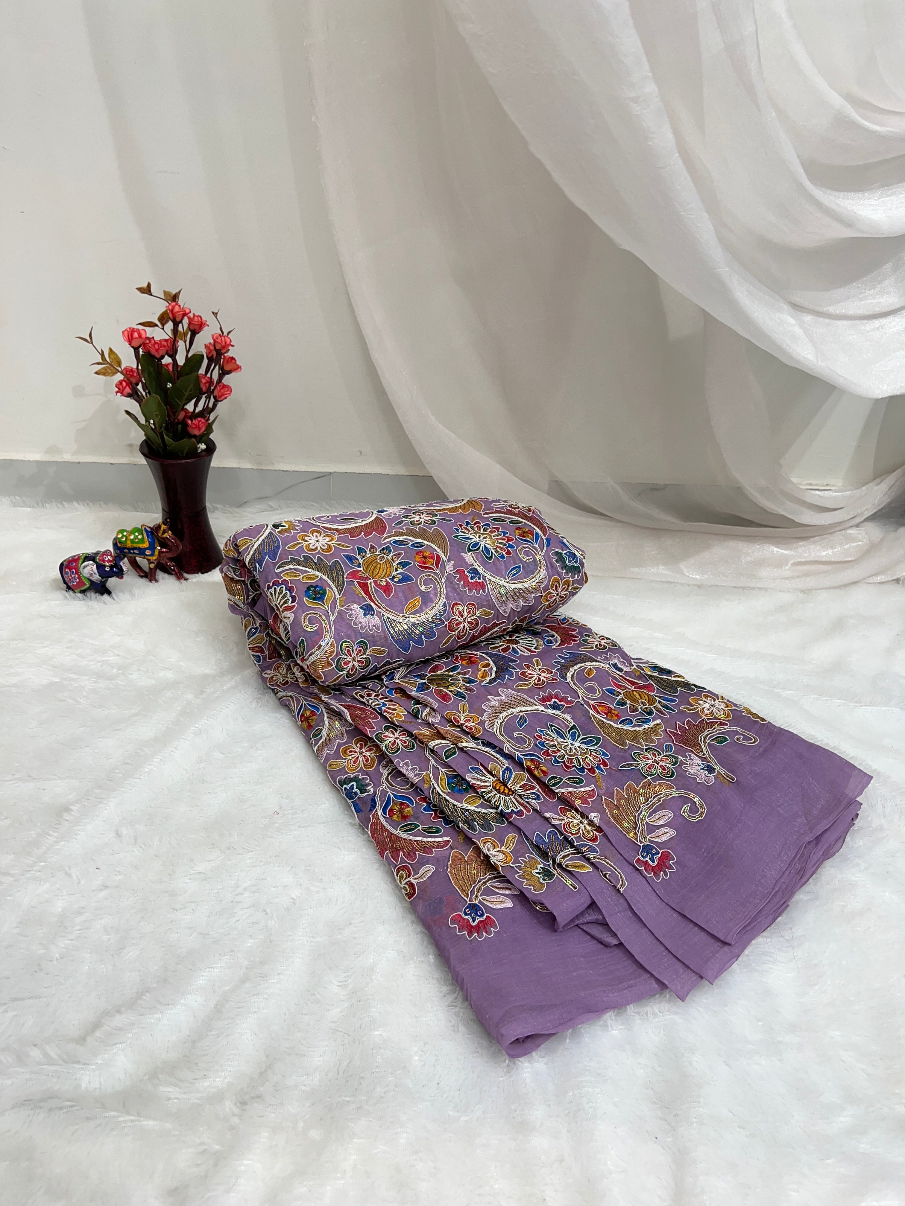 Gold Crush Work Lavender Colour 45 Inches Width