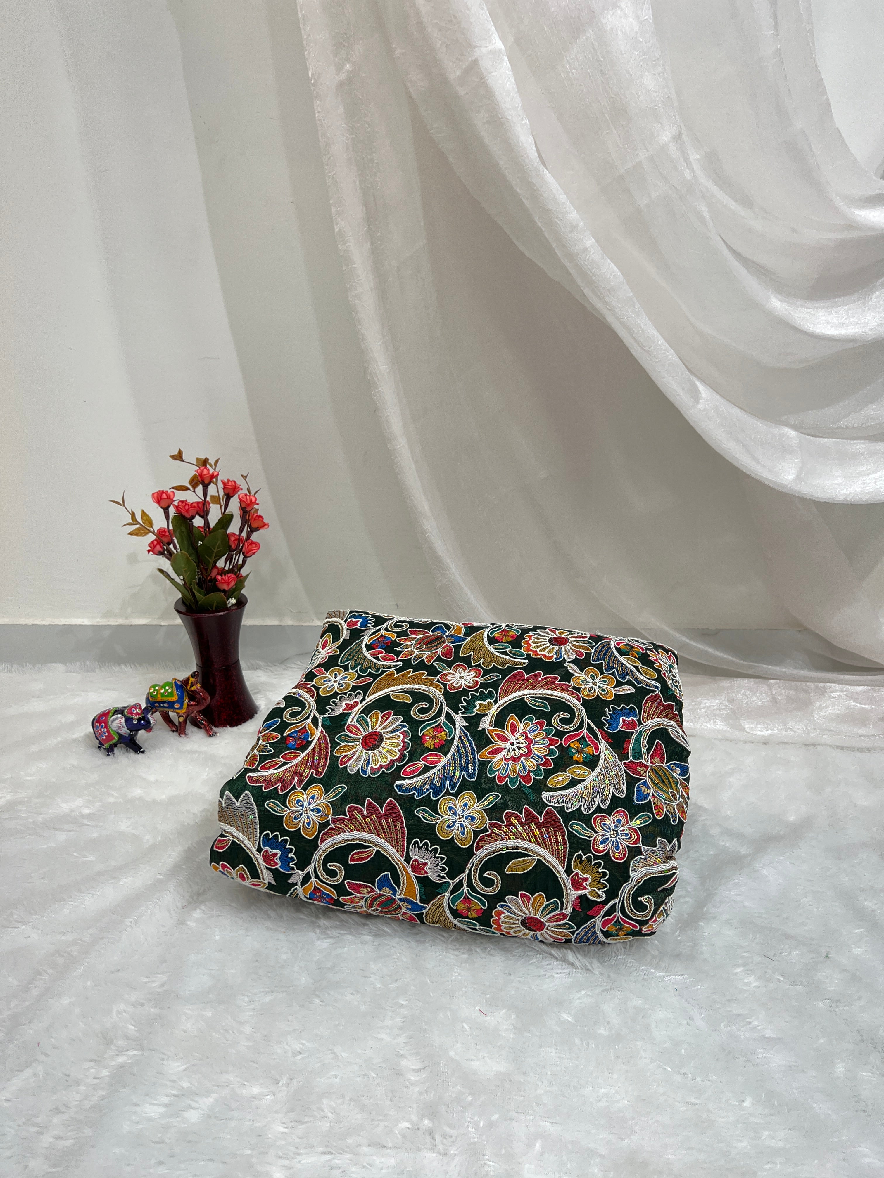 Gold Crush Work Bottle Green Colour 45 Inches Width