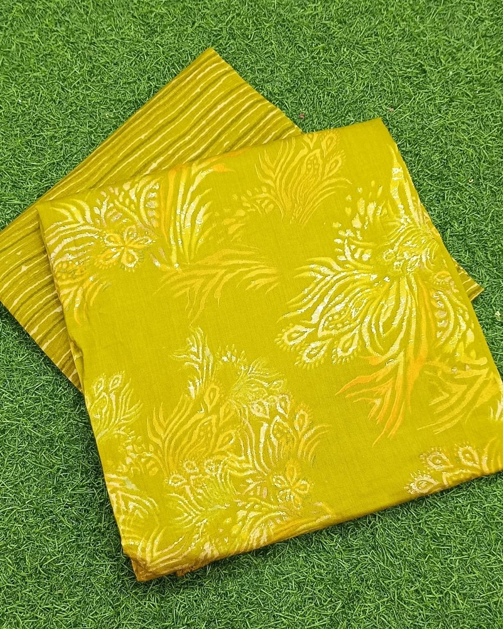 Printed Muslin Unstitched Top (2.35 mtr) & Bottom (2.20 mtr) Set Mehandi Green Colour 42 Inches Width