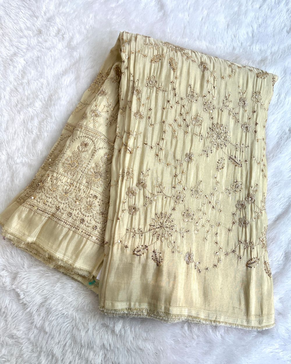 Dyeable Cosmos Border Work Golden Colour 45 Inches Width