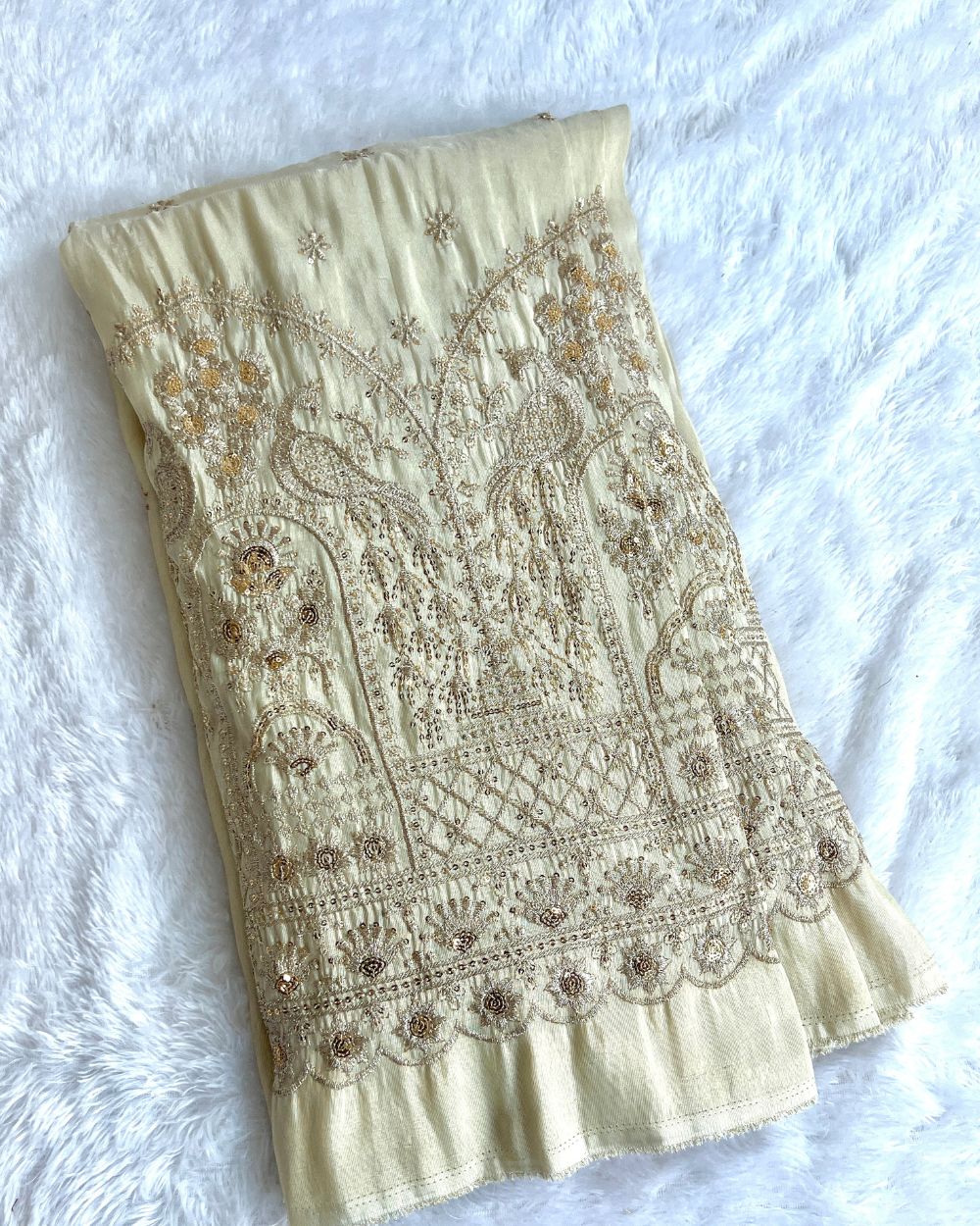 Dyeable Cosmos Border Work Golden Colour 45 Inches Width