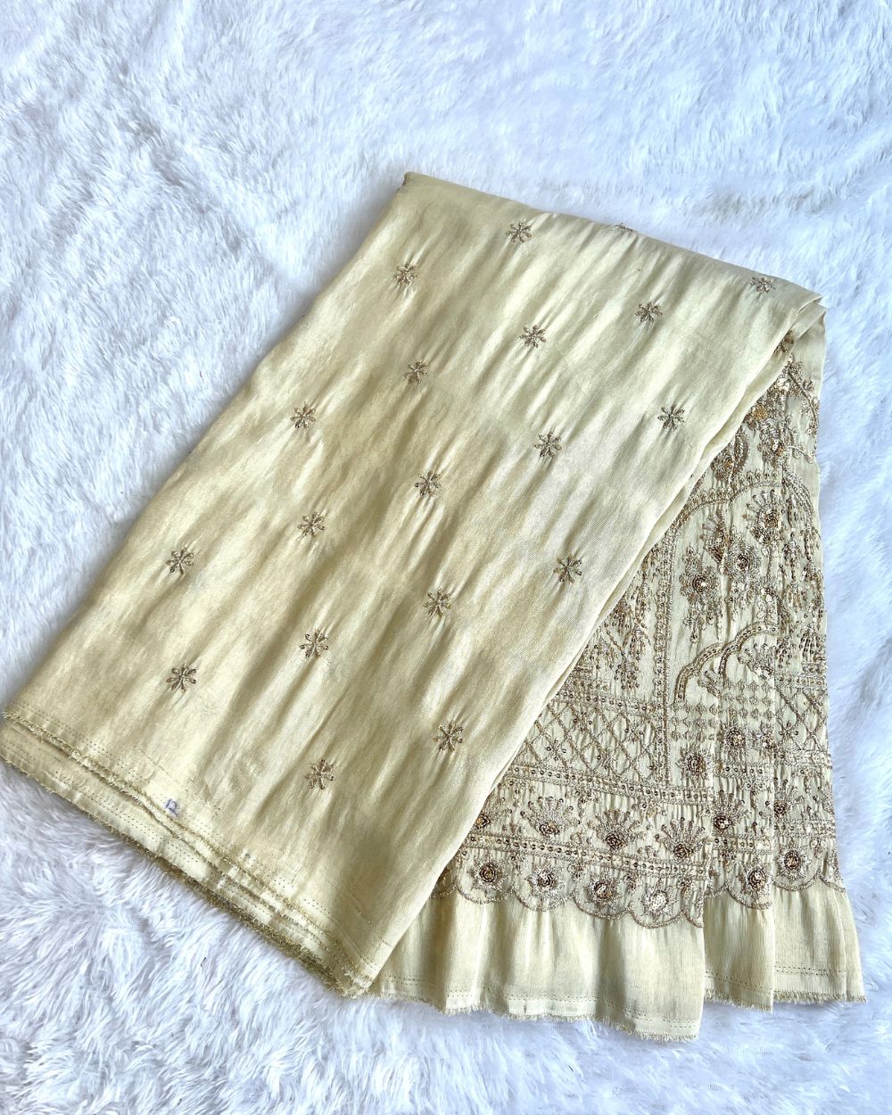 Dyeable Cosmos Border Work Golden Colour 45 Inches Width