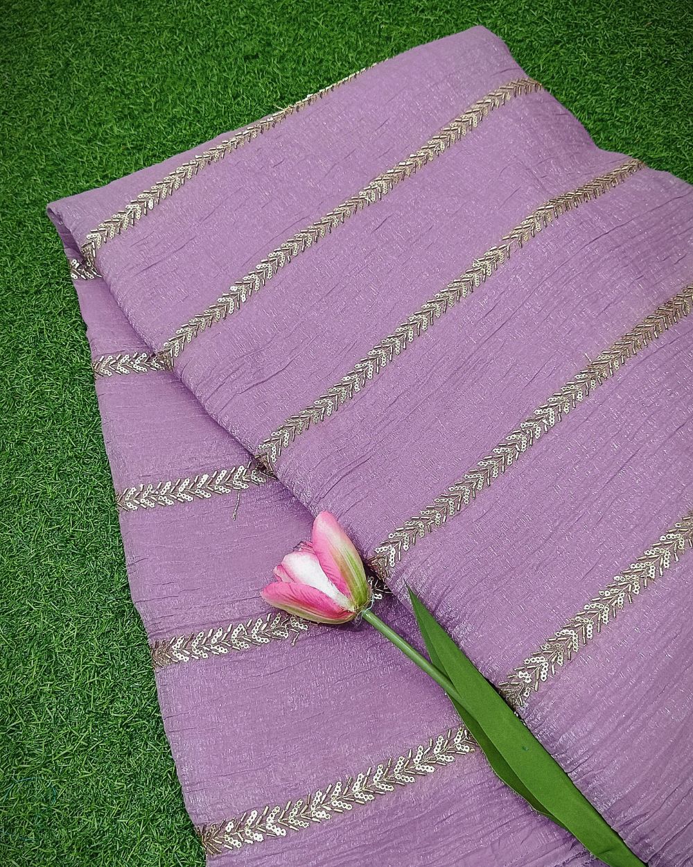 Gold Crush Work Lilac Colour 44 Inches Width