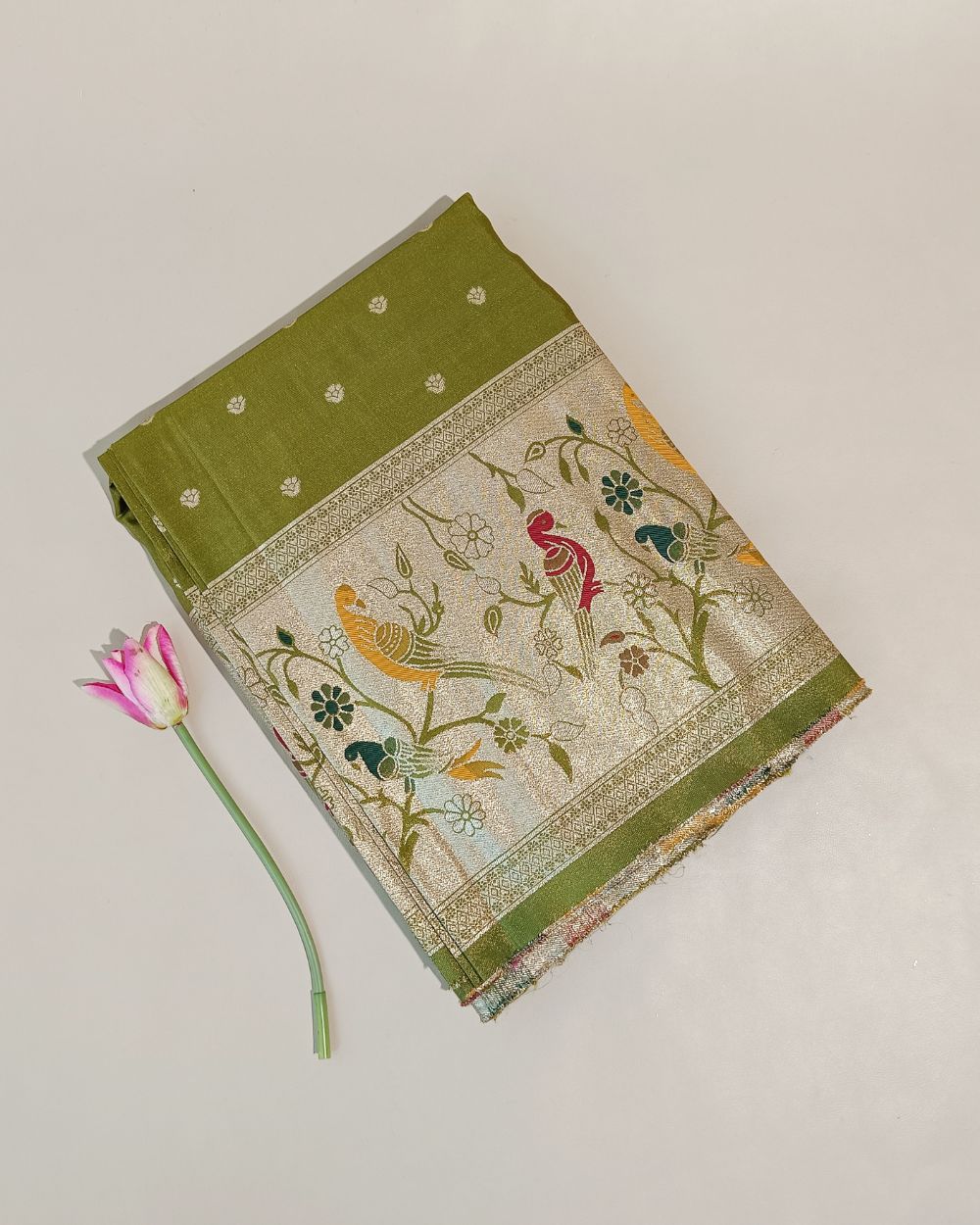 Cosmos Zari Work with Paithani Border Mehandi Green Colour 42 Inches Width