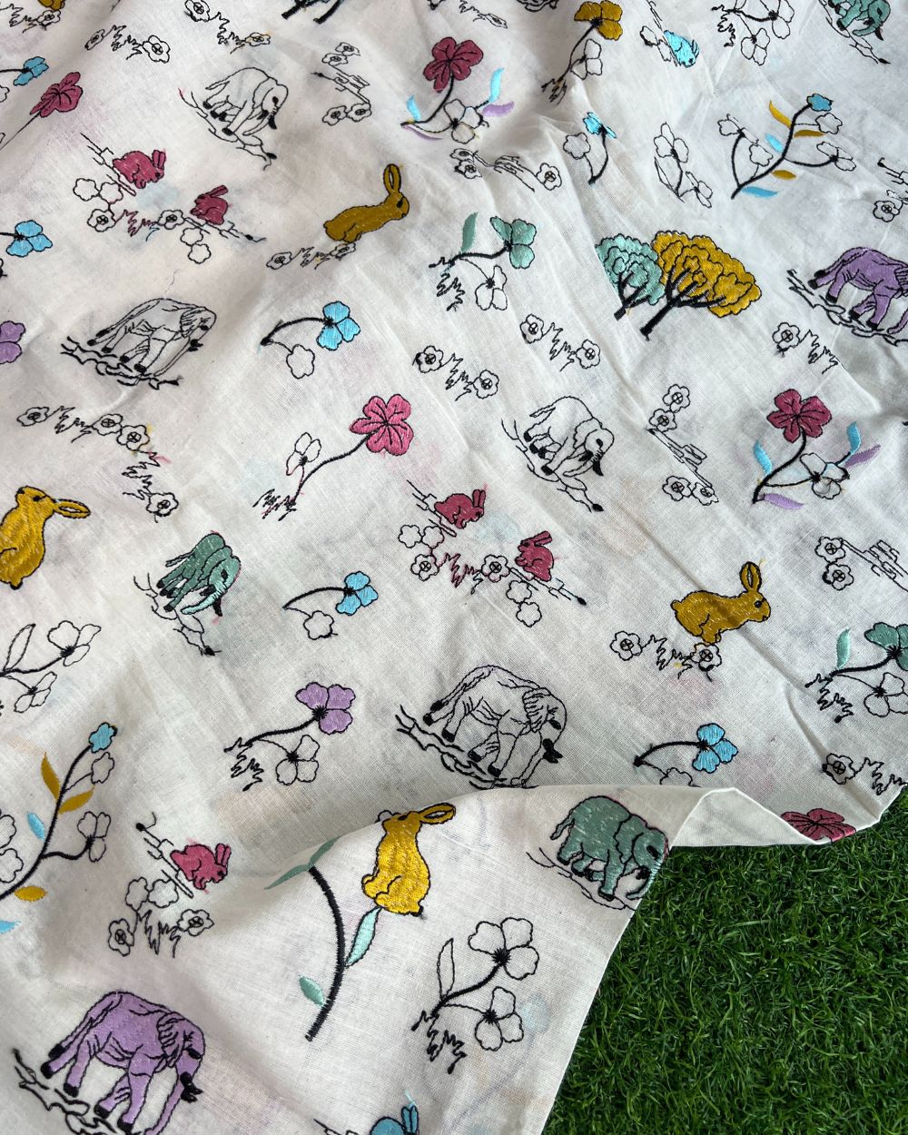 Kora Cotton Work Off-White Colour 45 Inches Width