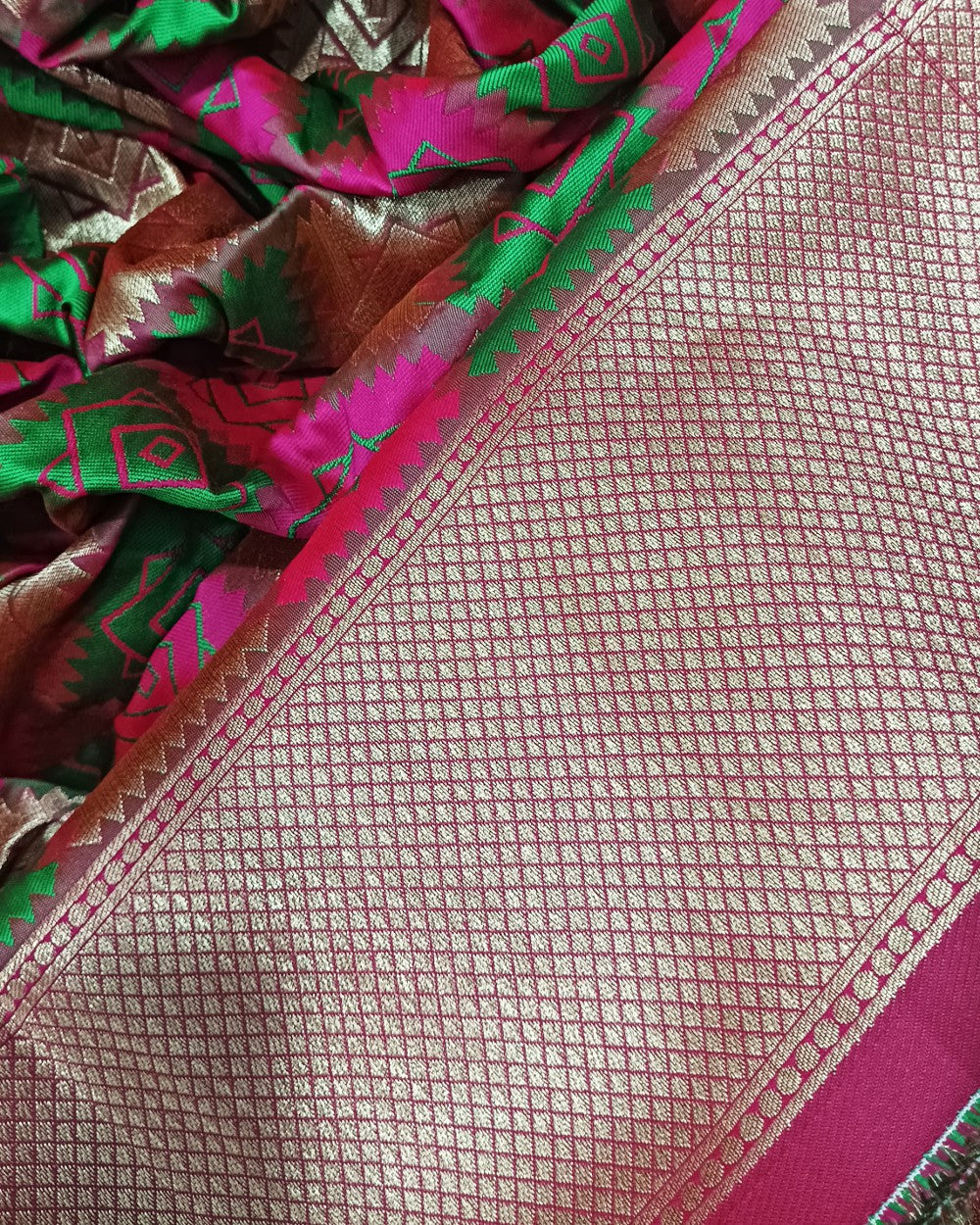 Banarasi Multicolor 47 Inches Width