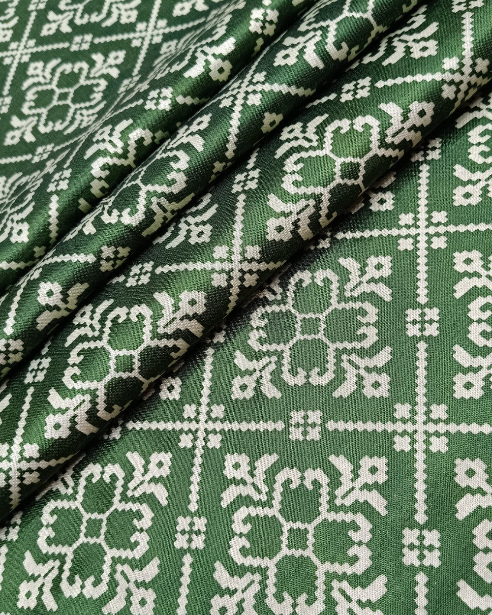 Printed Gajji Silk Green Colour 44 Inches Width