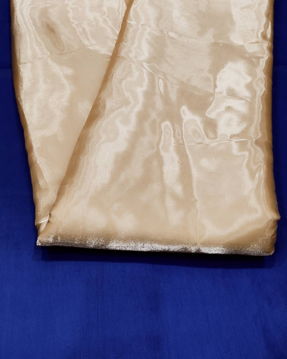 Plain Jimmy-Choo Golden Colour 44 Inches Width