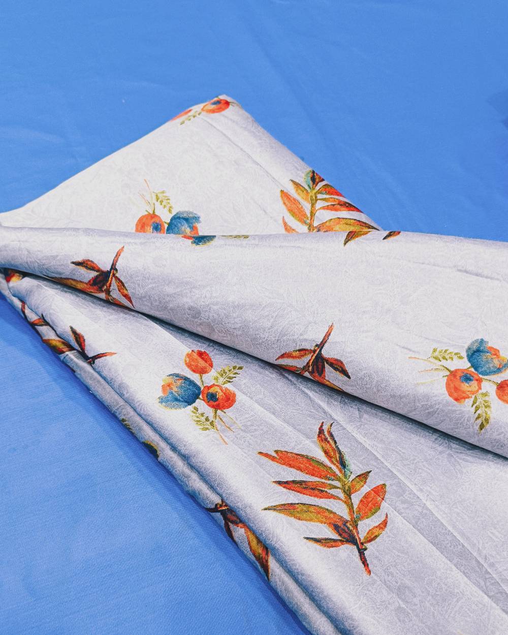 Printed Glazed Cotton Light Grey Colour 42 Inches Width