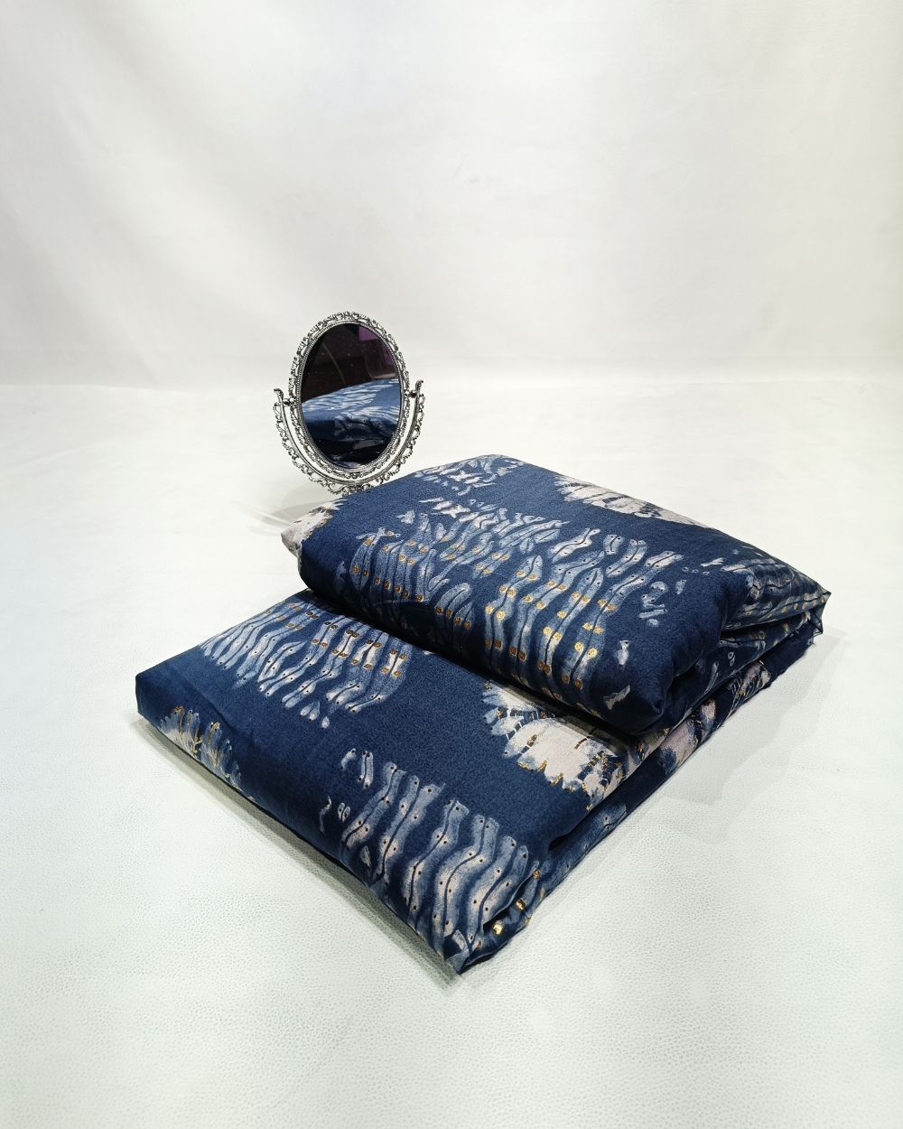 Printed Muslin (Foil) Grey Colour 42 Inches Width