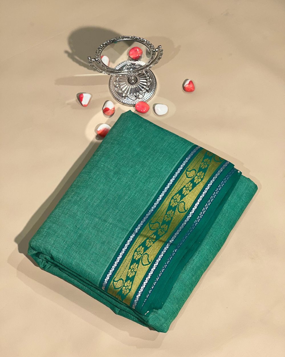 Khadi Cotton Fabric with Border Green Colour 44 Inches Width