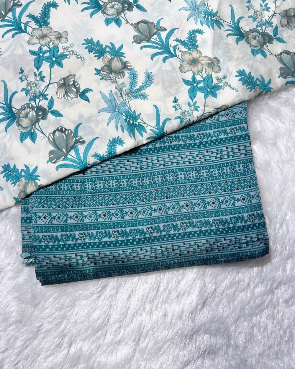 Printed Muslin Unstitched Sky Blue Top (3.30 mtr) & Peacock Blue Bottom (2.40 mtr) Set 42 Inches Width