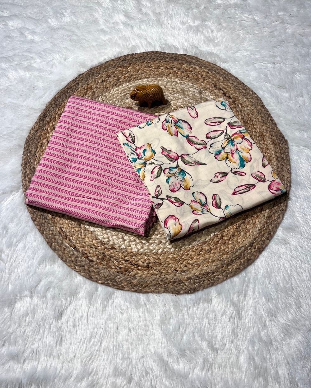 Printed Muslin Unstitched Multicolour Top (2.00 mtr) & Pink Bottom (2.30 mtr) Set 42 Inches Width
