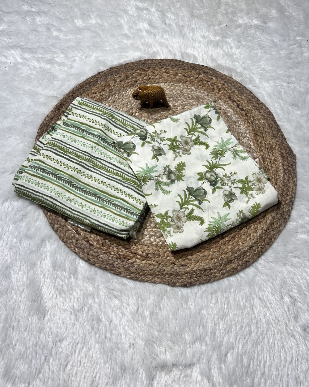 Printed Muslin Unstitched Top (2.00 mtr) & Bottom (2.80 mtr) Set Mehandi Green Colour 42 Inches Width