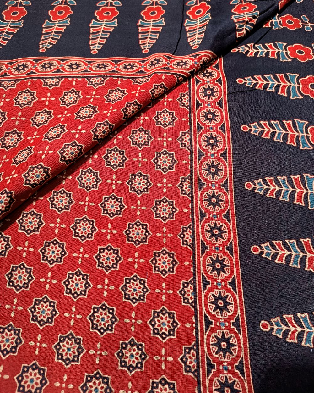 Printed Gujari Cotton with Border Red Colour 42 Inches Width