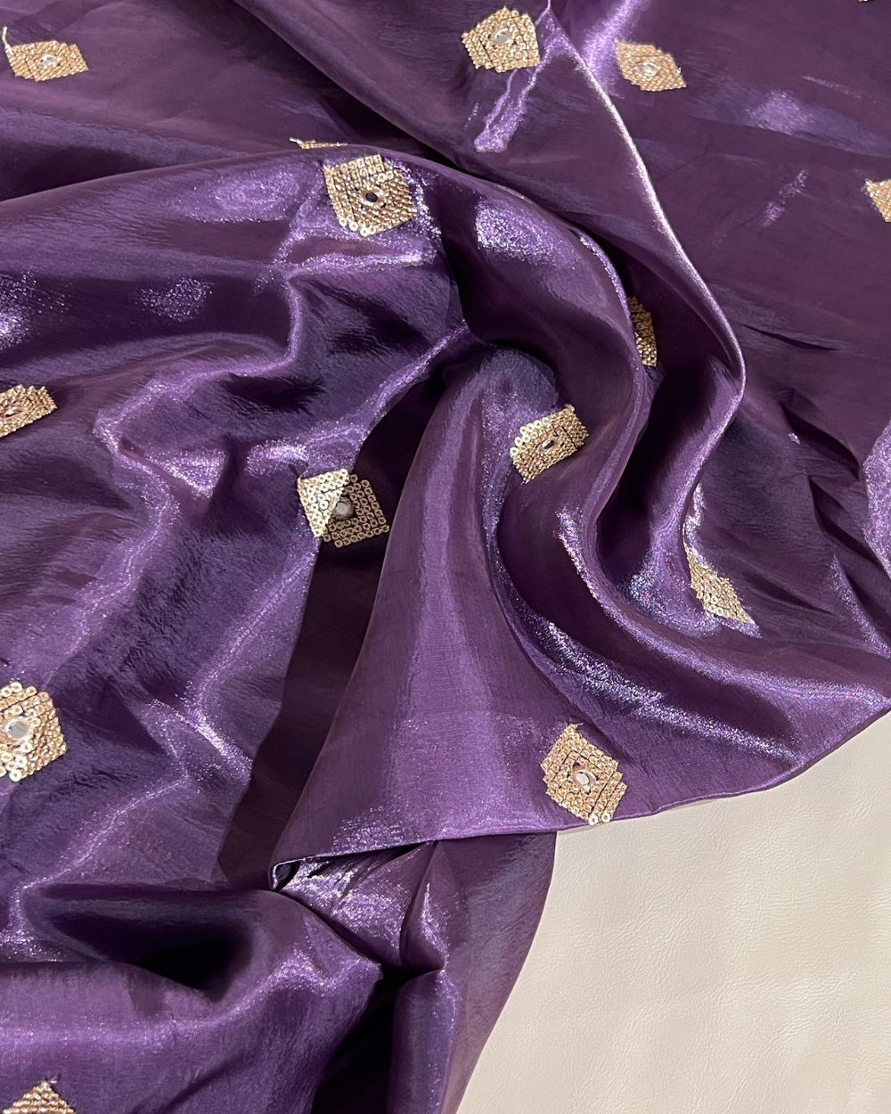 Jimmy Choo Work Purple Colour 45 Inches Width