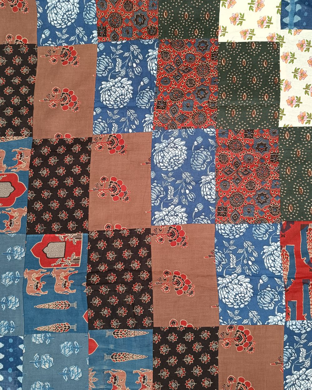 Printed Cotton  Patchwork Quilt Multicolor 42 Inches Width