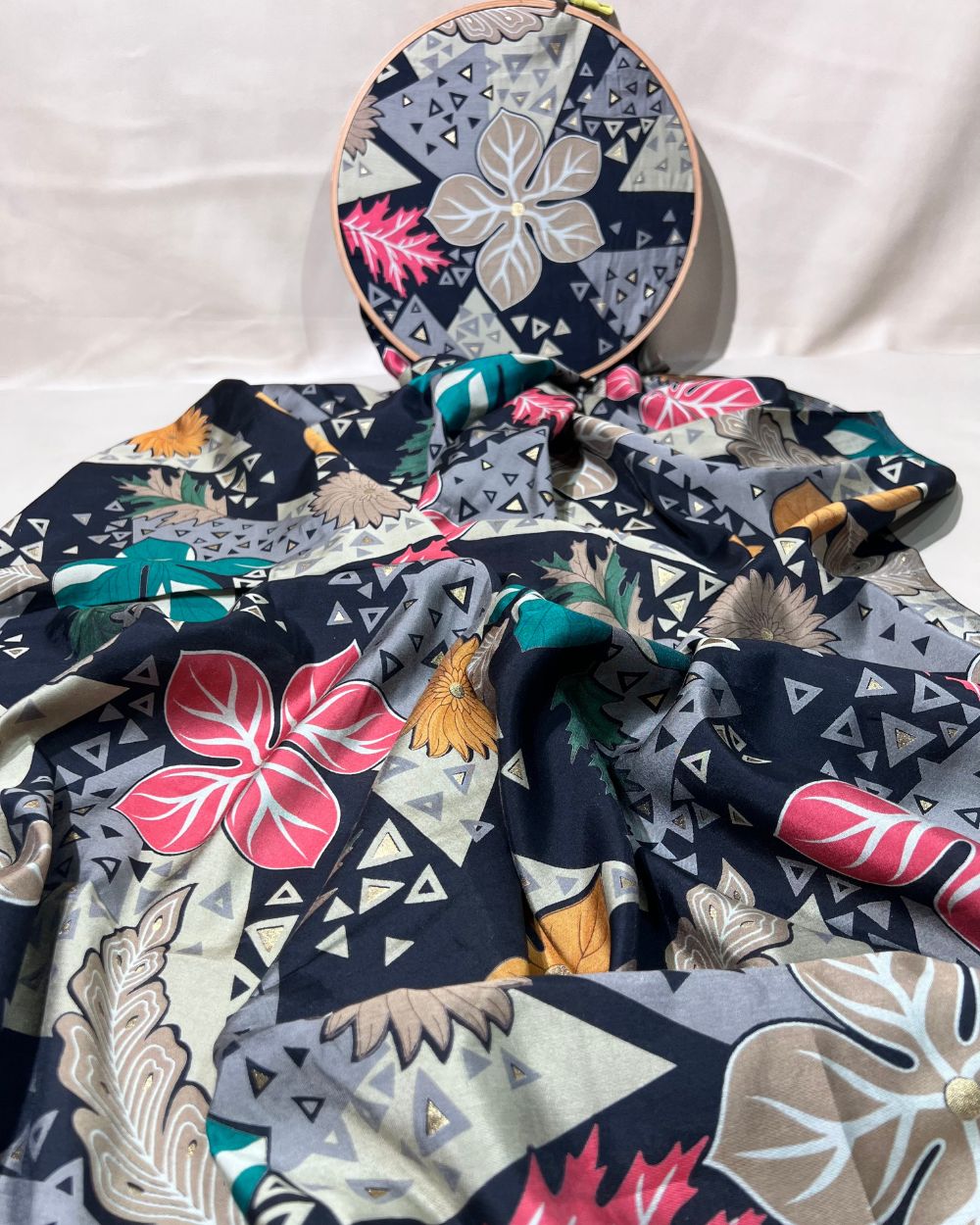 Printed Muslin (Foil) Black Colour 44 Inches Width