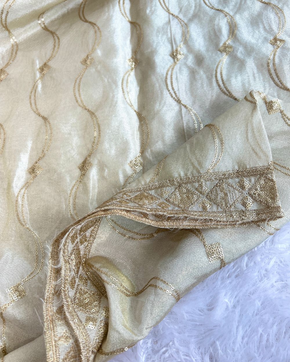 Dyeable Cosmos Border Work Dupatta Golden Colour 40 Inches Width