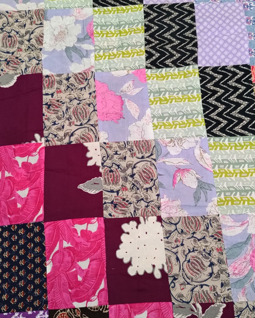 Printed Cotton  Patchwork Quilt Multicolor 42 Inches Width