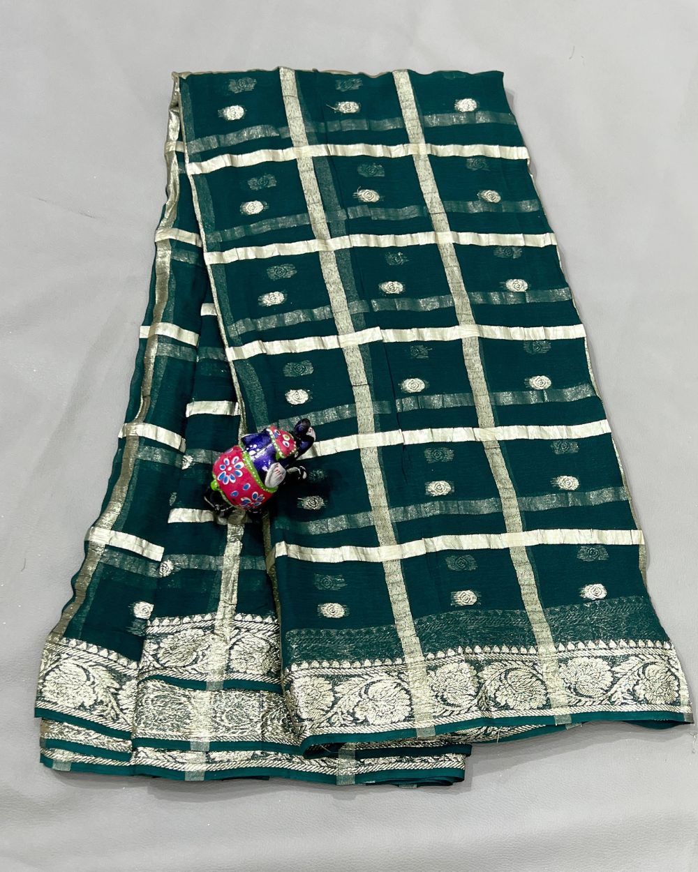 Pure Viscose Saree Without Blouse Peacock Green (Morpankhi) Colour