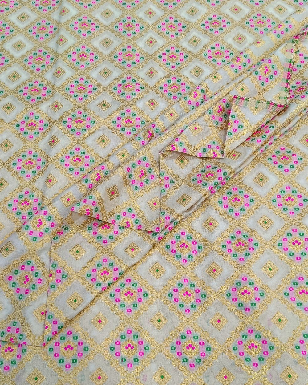 Banarasi Pearl White Colour 44 Inches Width