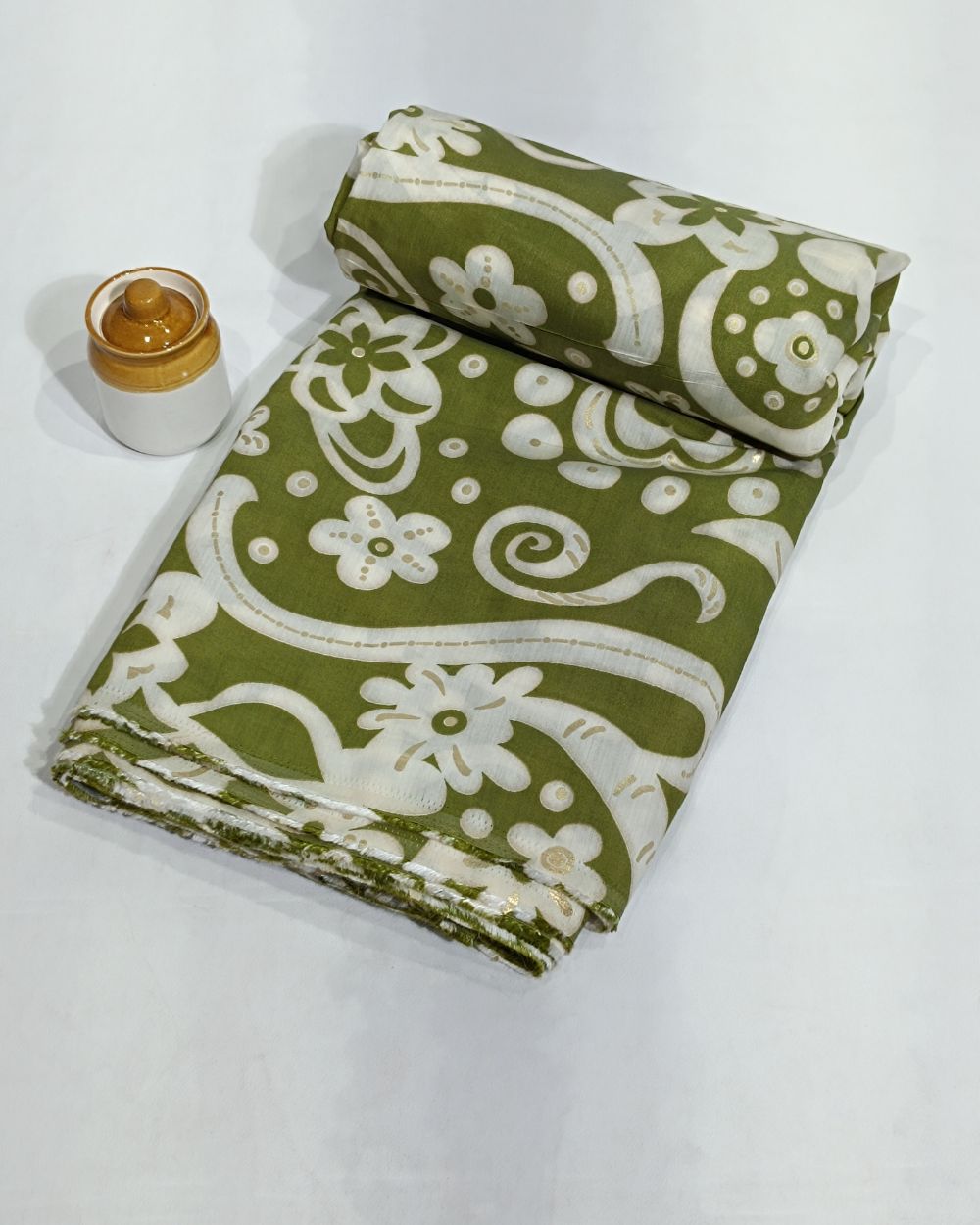 Printed Muslin (Foil) Light Olive Green Colour 43 Inches Width