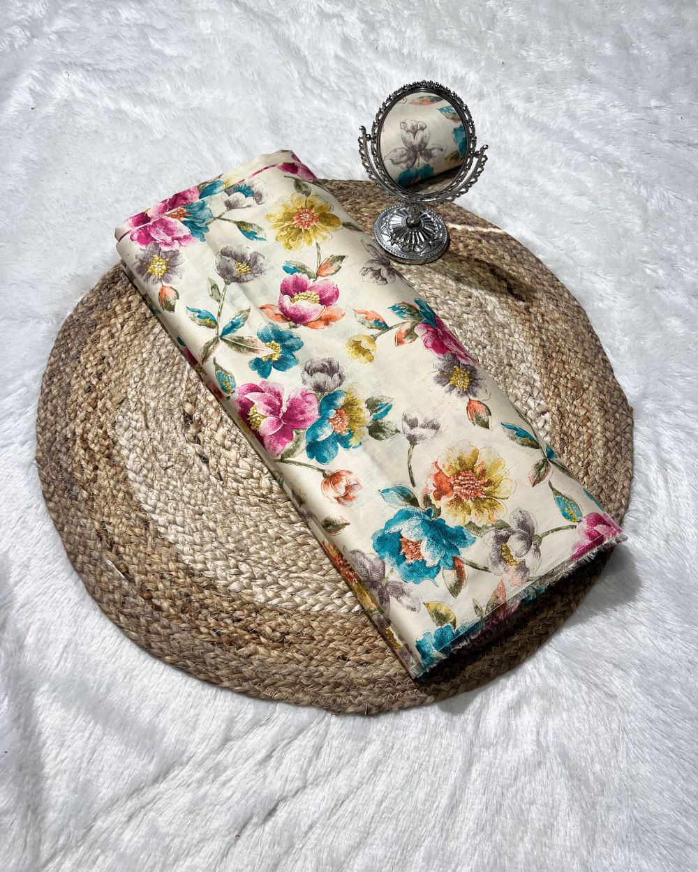 Printed Glaze Cotton Cream Colour 42 Inches Width