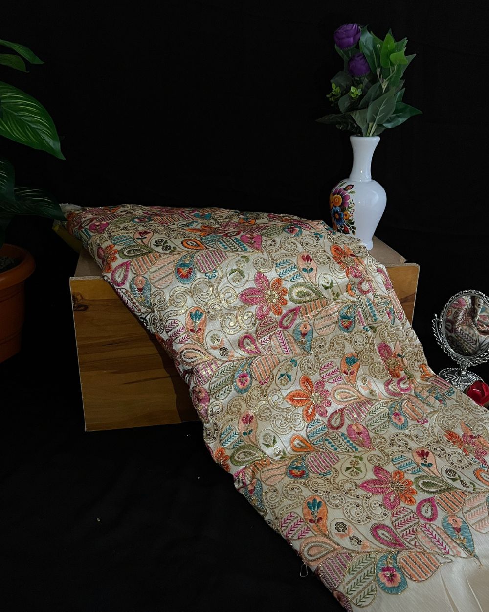 Mulberry Work Pearl White (Multicolor) 44 Inches Width
