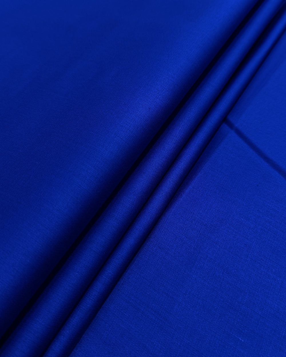 Plain Glaze-Cotton Royal Blue Colour 42 Inches Width