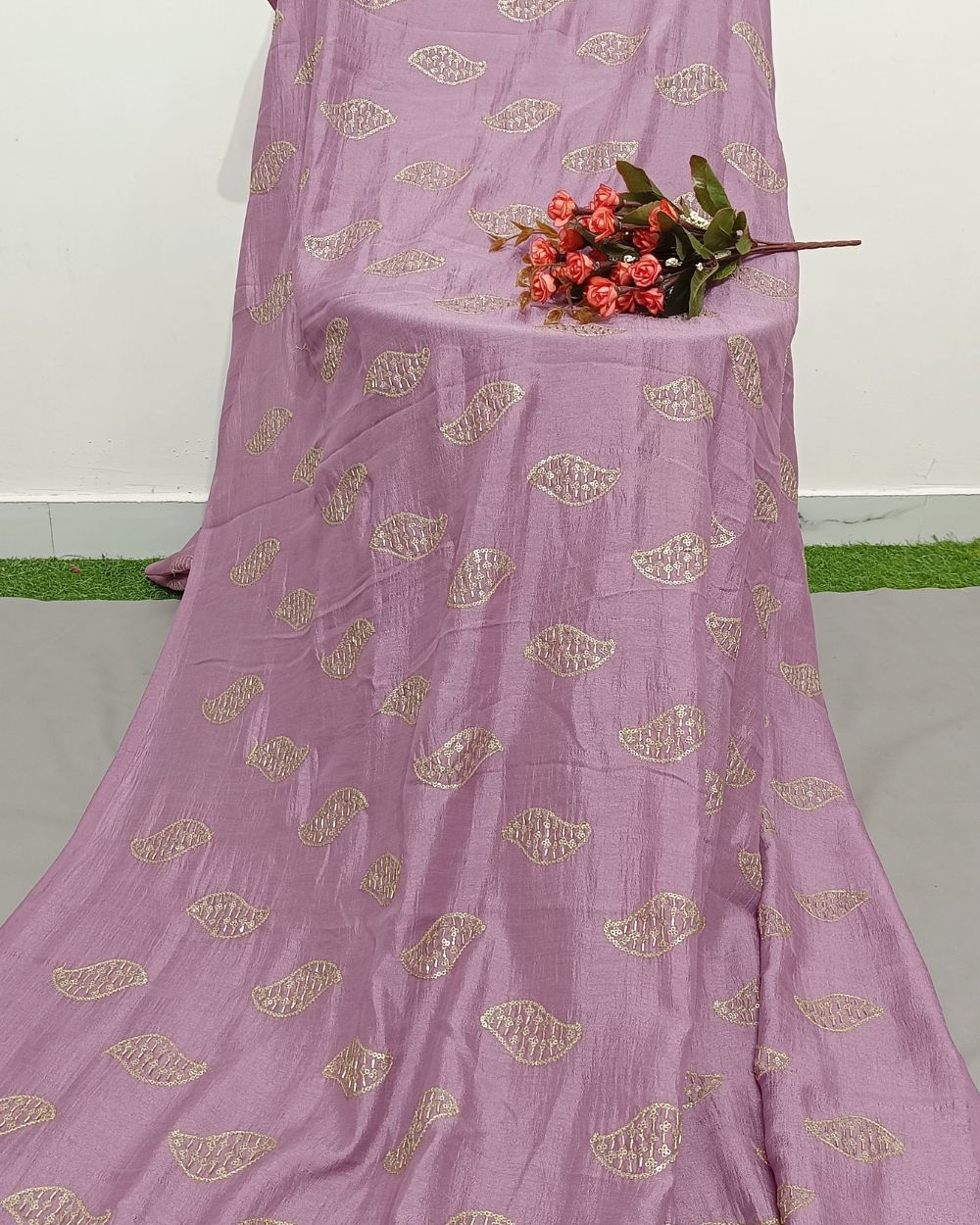 Vichitra Silk Work Onion Pink Colour 42 Inches Width