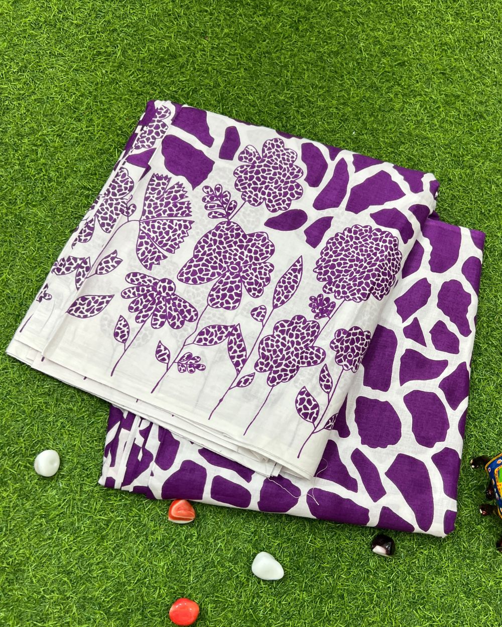 Printed Cotton Dark Purple Colour 44 Inches Width