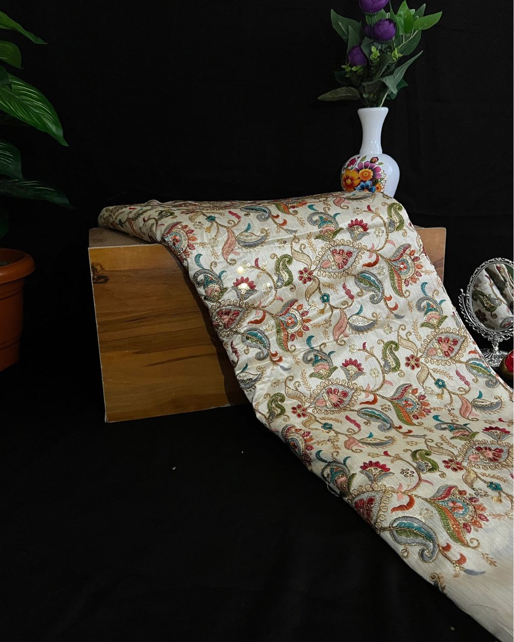 Mulberry Work Pearl White (Multicolor) 44 Inches Width