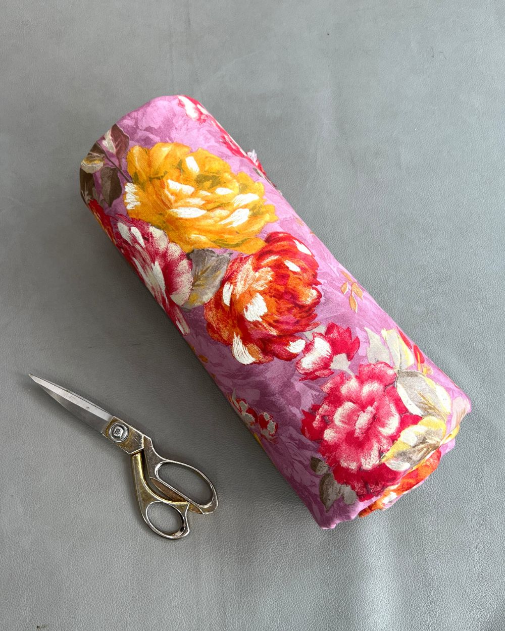 Printed Cotton (Foil) Multicolor 45 Inches Width