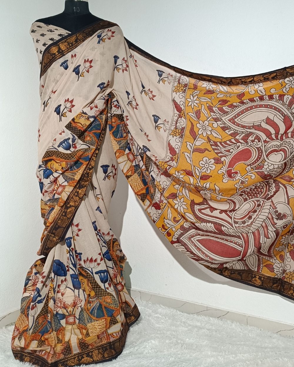 Hand Block Printed Cotton Kalamkari Saree with Blouse Piece Light Beige Colour 46 Inches Width