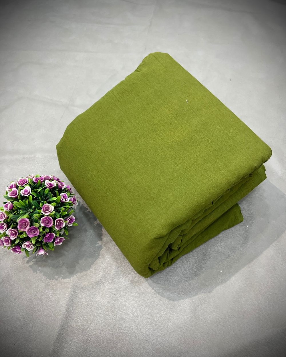 Plain Kora Cotton Mehandi Green Colour 42 Inches Width