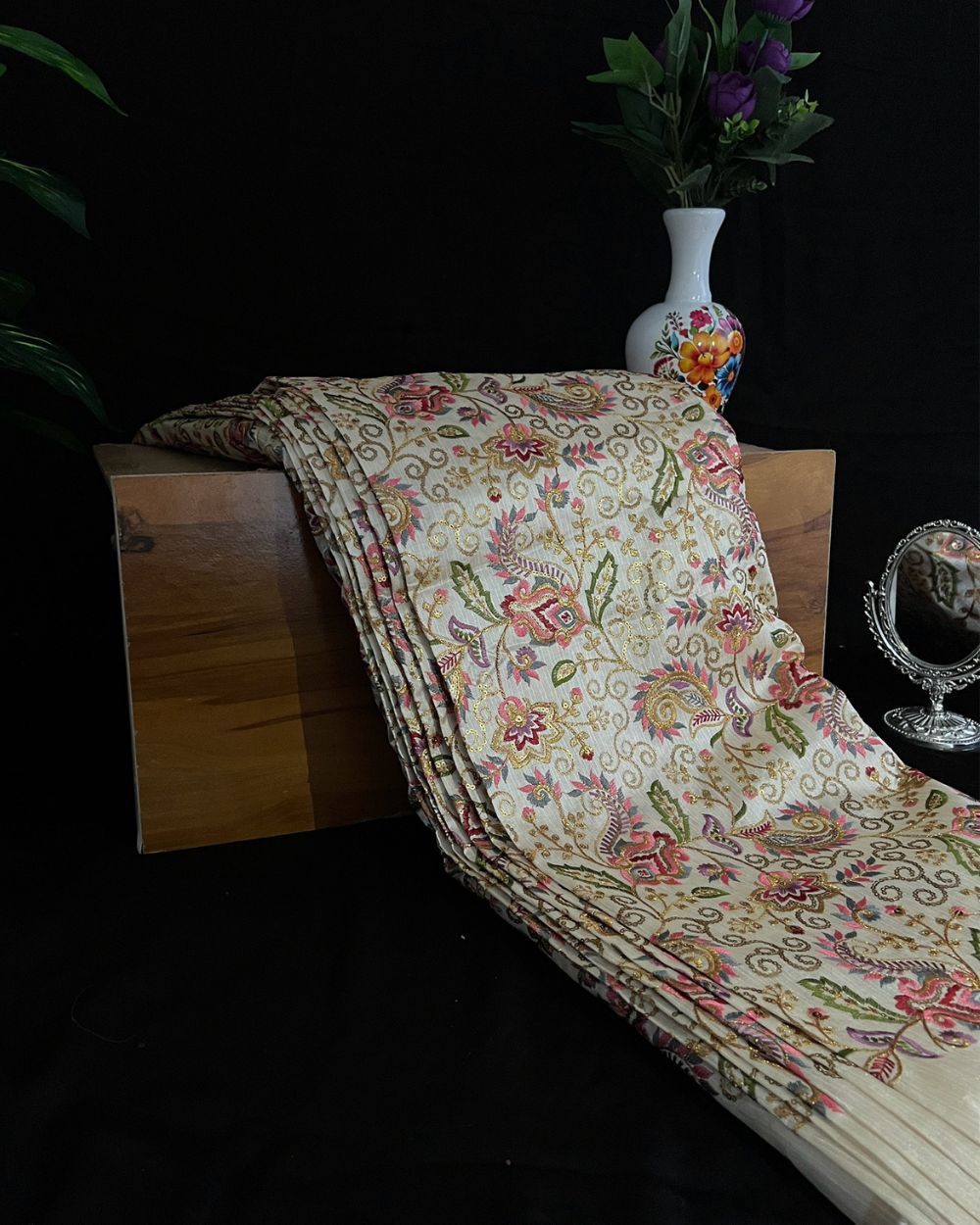 Mulberry Work Pearl White (Multicolor) 44 Inches Width