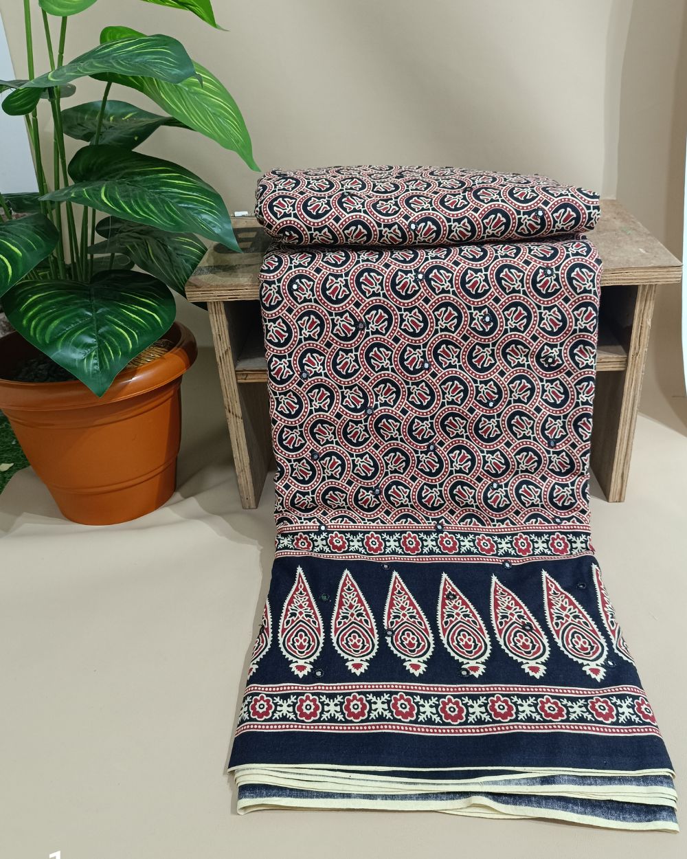 Cotton Abla Work With Border Black Colour 44 Inches Width