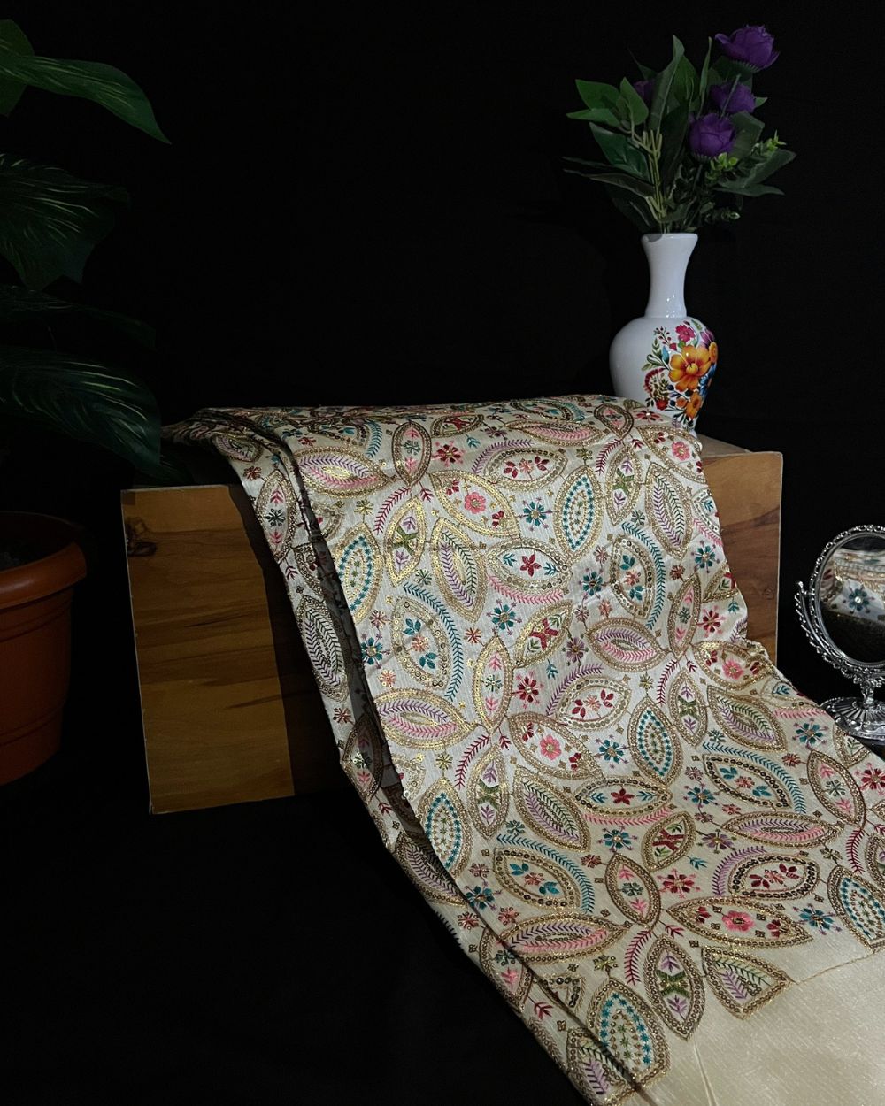 Mulberry Work Pearl White (Multicolor) 44 Inches Width
