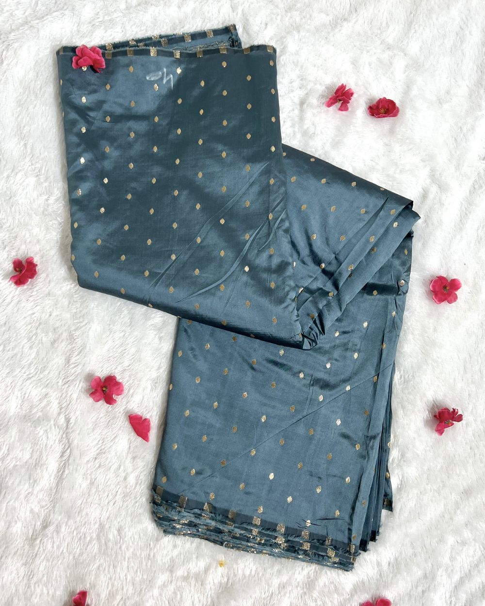Taffeta Work Bluish Grey Colour 60 Inches Width