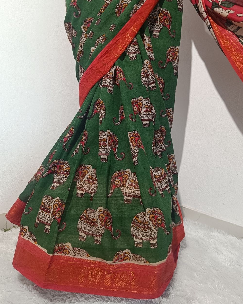Hand Block Printed Cotton Kalamkari Saree with Blouse Piece Green Colour 46 Inches Width