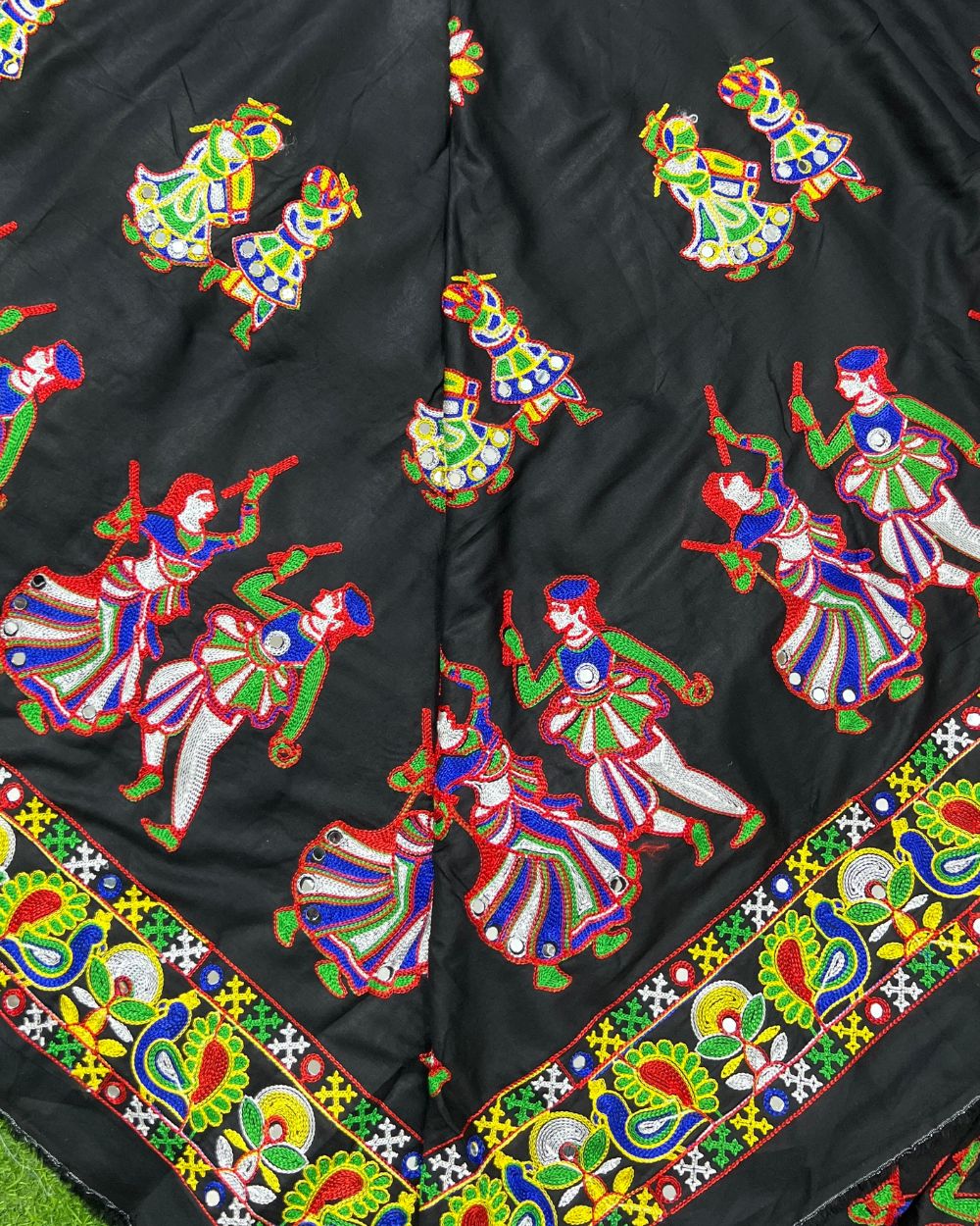 Rayon Gamthi(Rajasthani) Work Black (Multicolor) 45 Inches Width