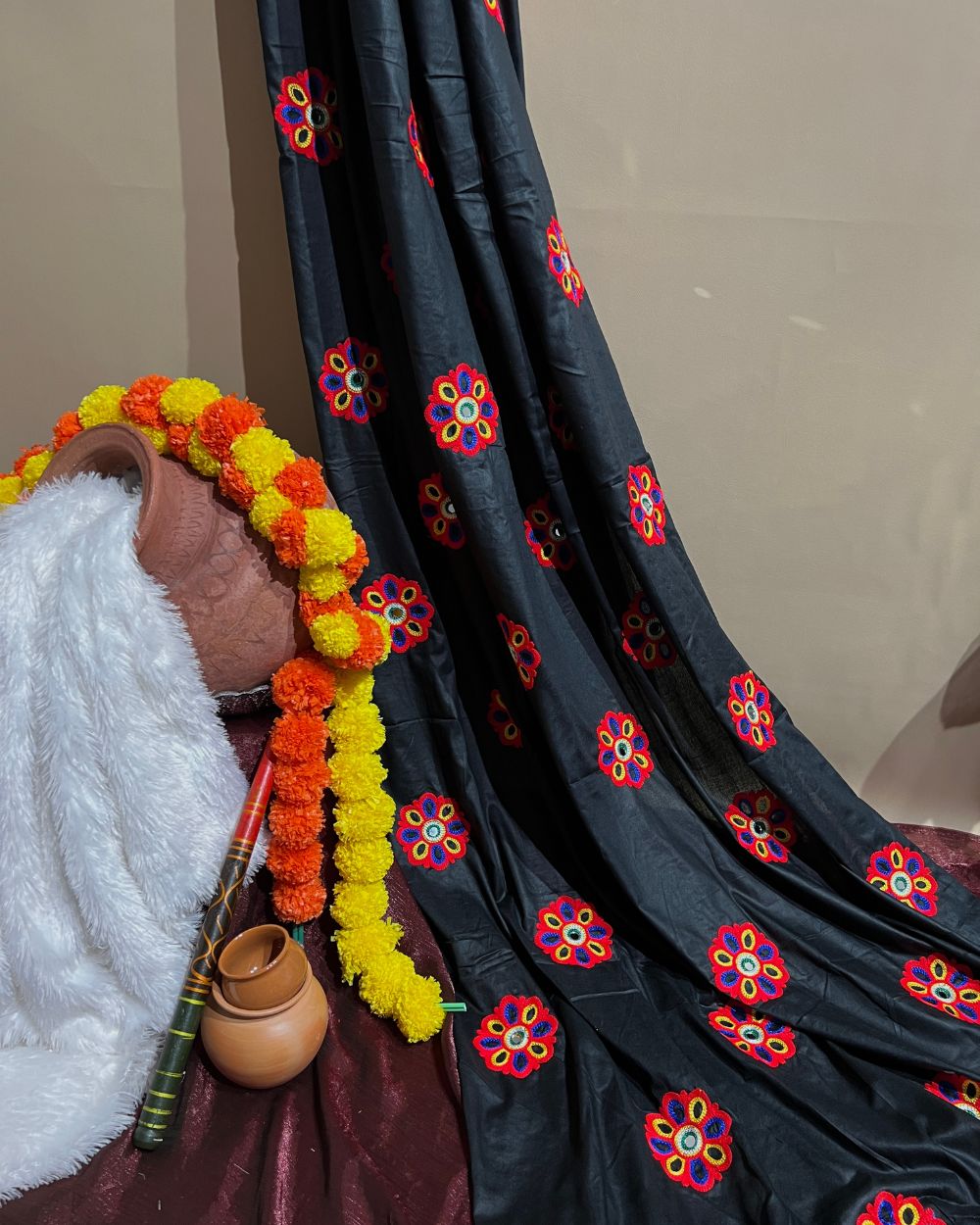 Rayon Gamthi(Rajasthani) Work Black (Multicolor) 45 Inches Width